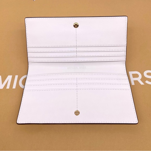 Michael Kors Reed Large Snap Bifold Wallet - Picture 4 of 11